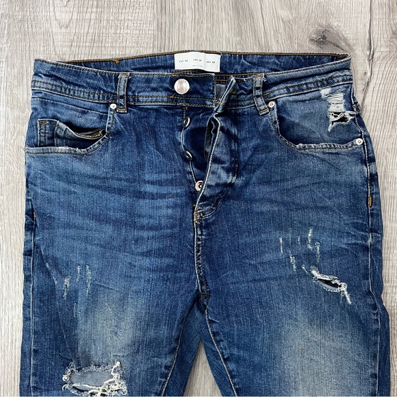 Zara Distressed Denim Jeans - Picture 3 of 4